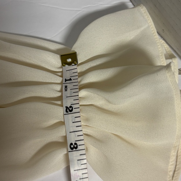 H. Apparel Cream Party Long Sleeve Ruffle Top Size SP - Picture 13 of 14